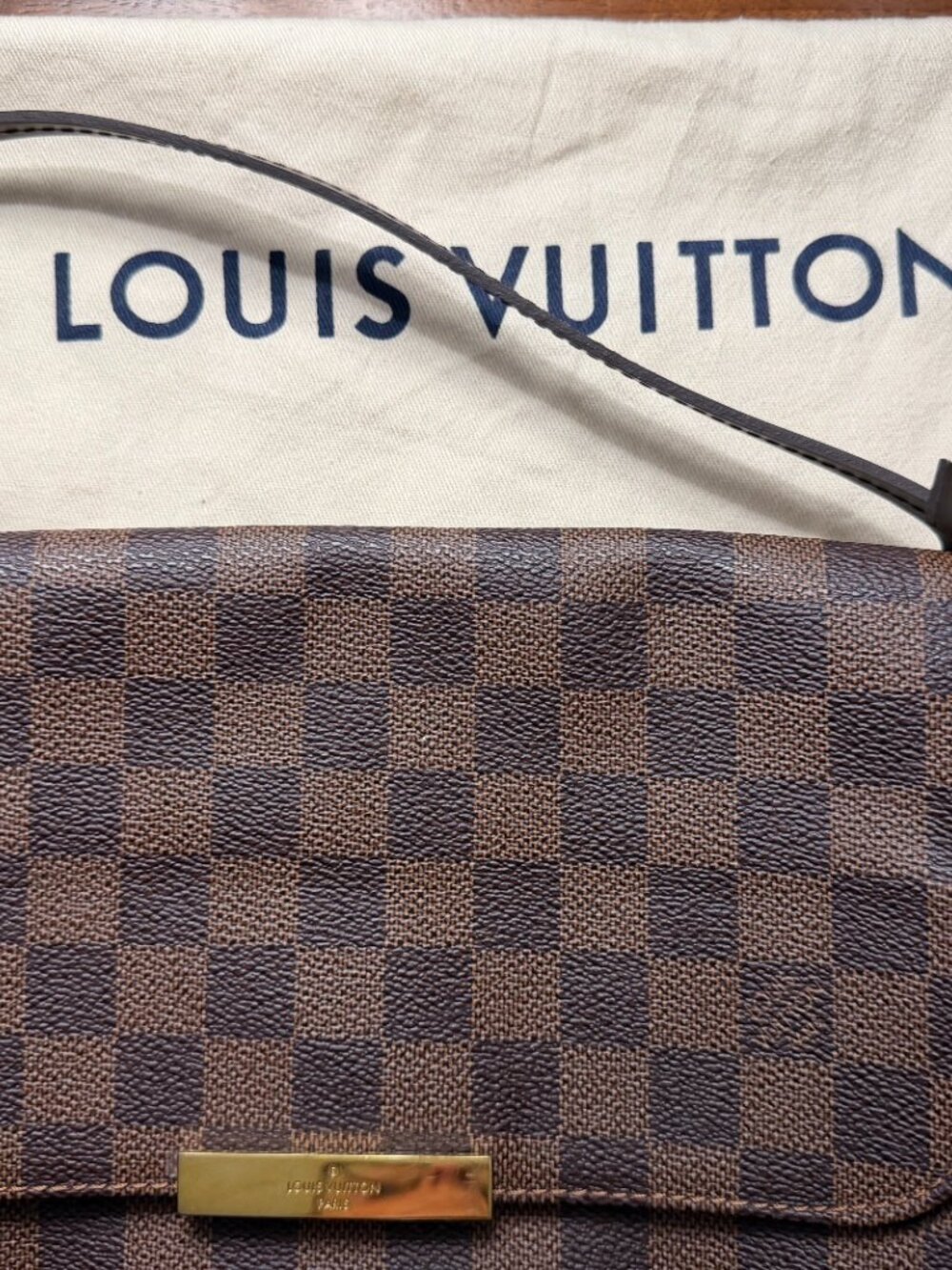 Louis Vuitton 2017 Monogram Favorite MM Canvas Satchel - Picture 7 of 8